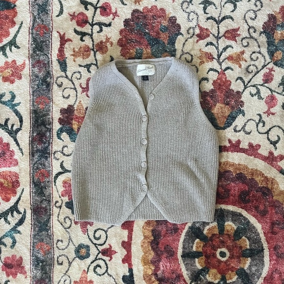 Universal Thread Tops - Tan Sweater Vest